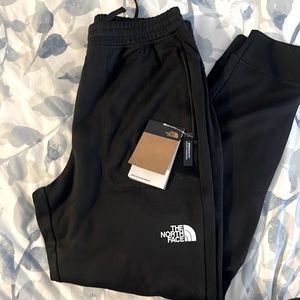 NWT Mens North Face Joggers